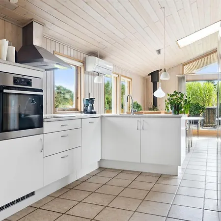 Dagna - 400m From The Sea In Lolland- Falster And Mon By Interhome Holiday home